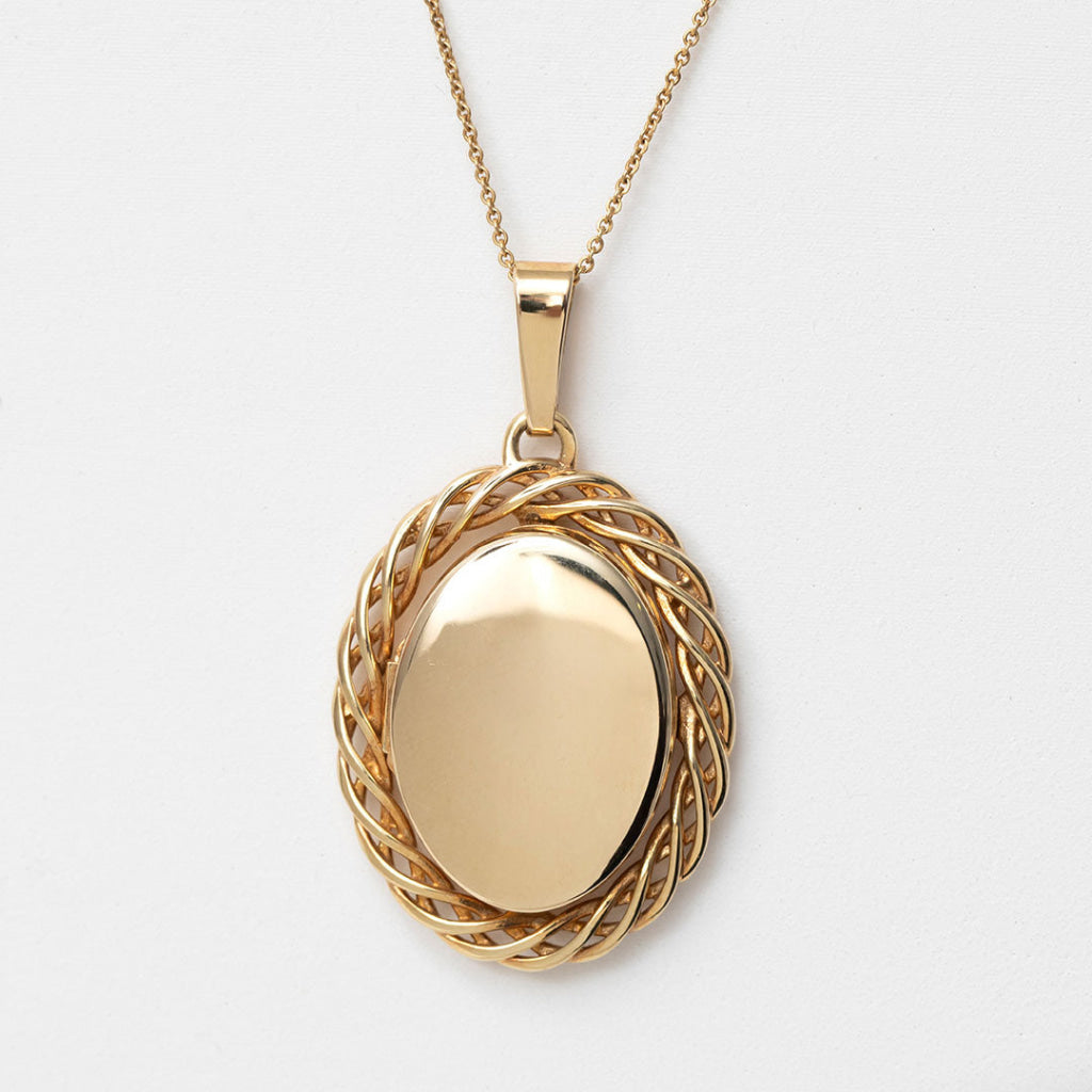 Precious Possession Locket | 9ct Gold - Necklace