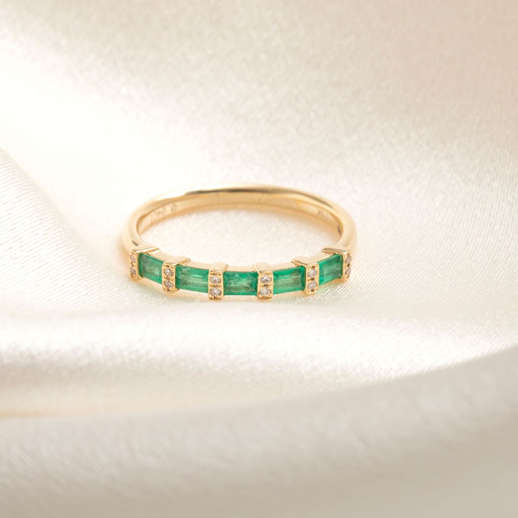 PRISM | Emerald & Diamond Ring in 18ct Gold