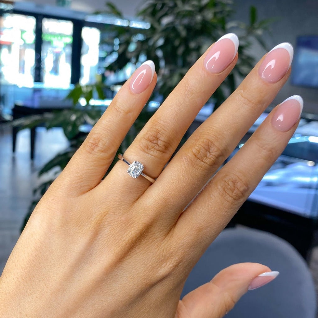 Platinum Diamond Engagement ring