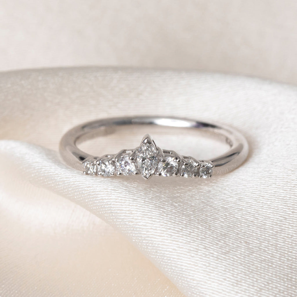 REIGN | Natural Diamond Wedding Ring in Platinum