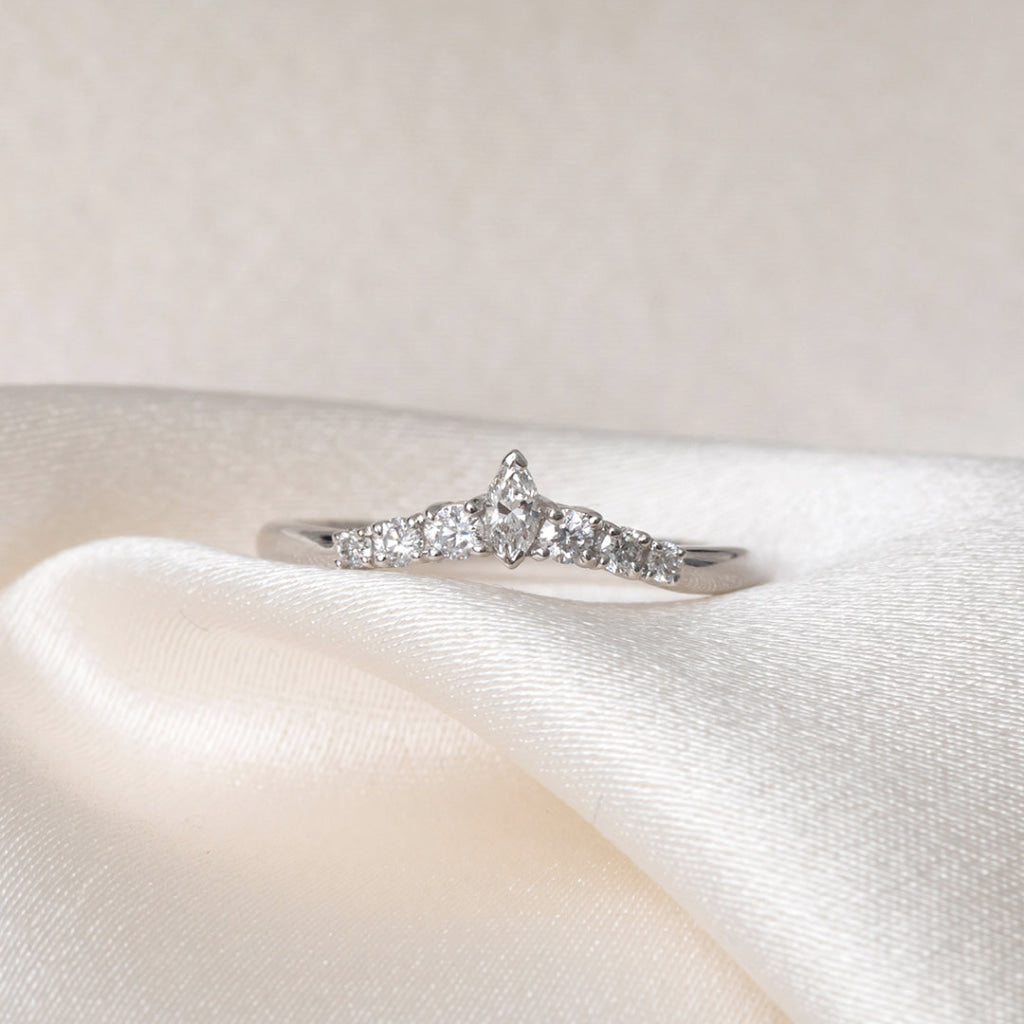REIGN | Natural Diamond Wedding Ring in Platinum - Rings