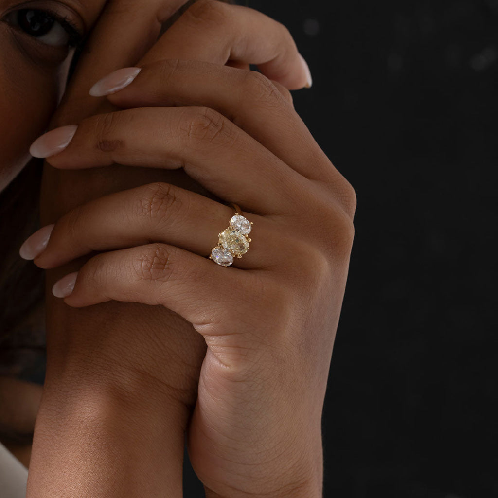 REYNA | Three Stone Yellow Lab Diamond Ring Set in 18ct