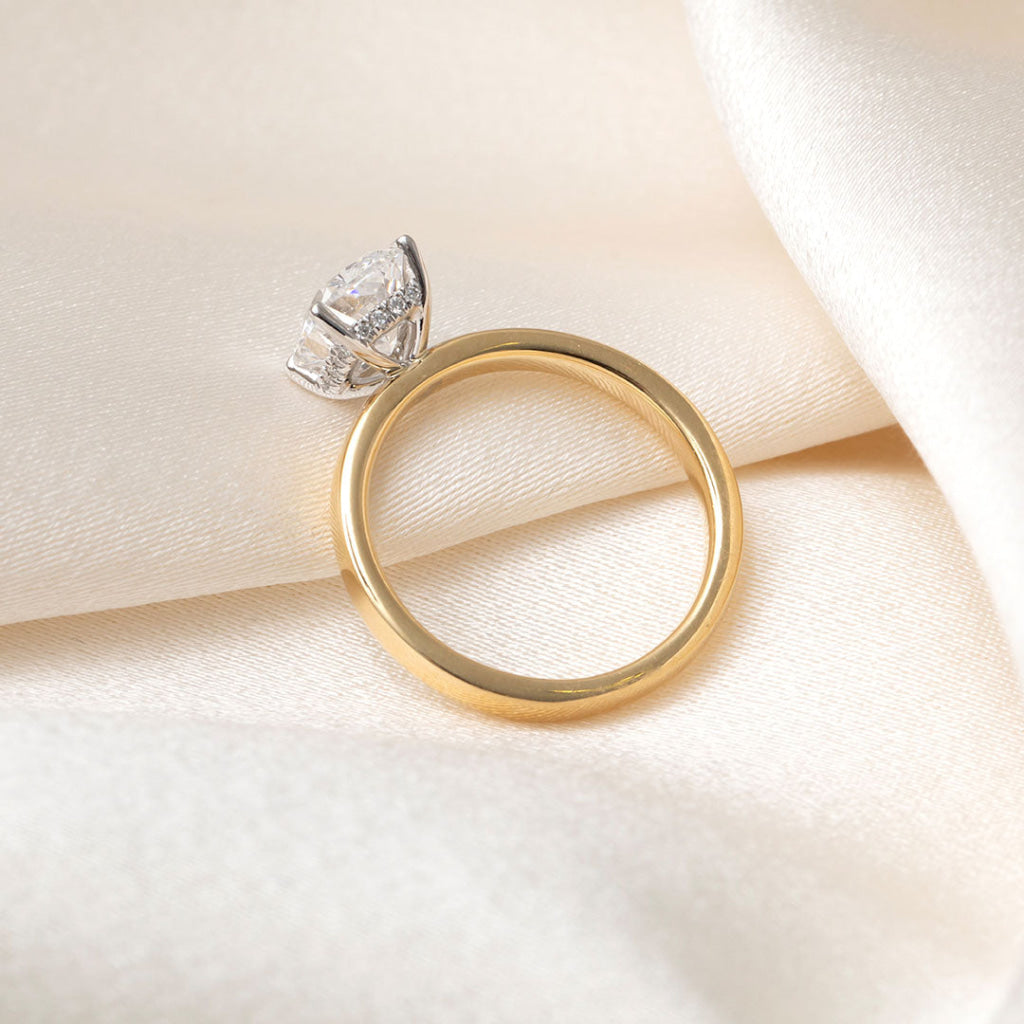 RIVIERA | Cushion Solitaire Lab Diamond Set in 18ct Gold