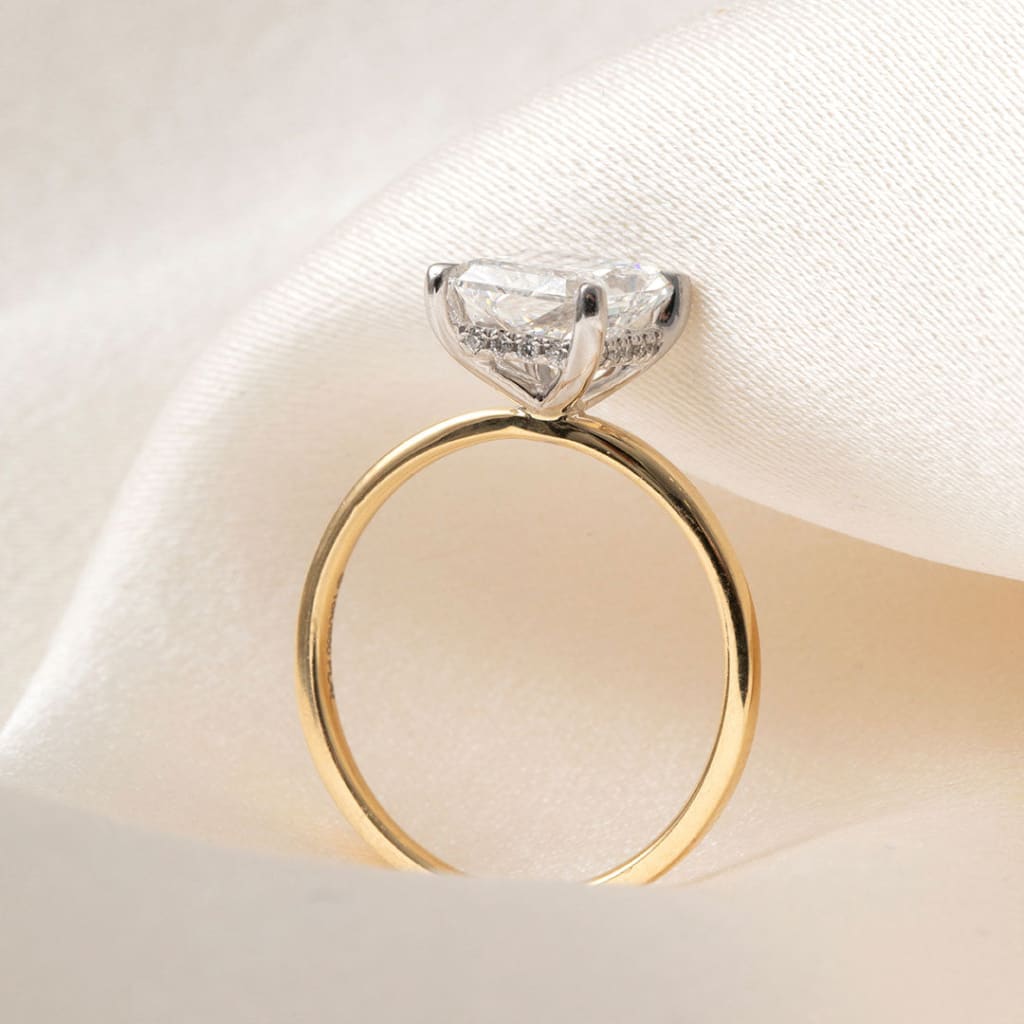 Riviera | Emerald Cut Solitaire Lab Grown Diamond