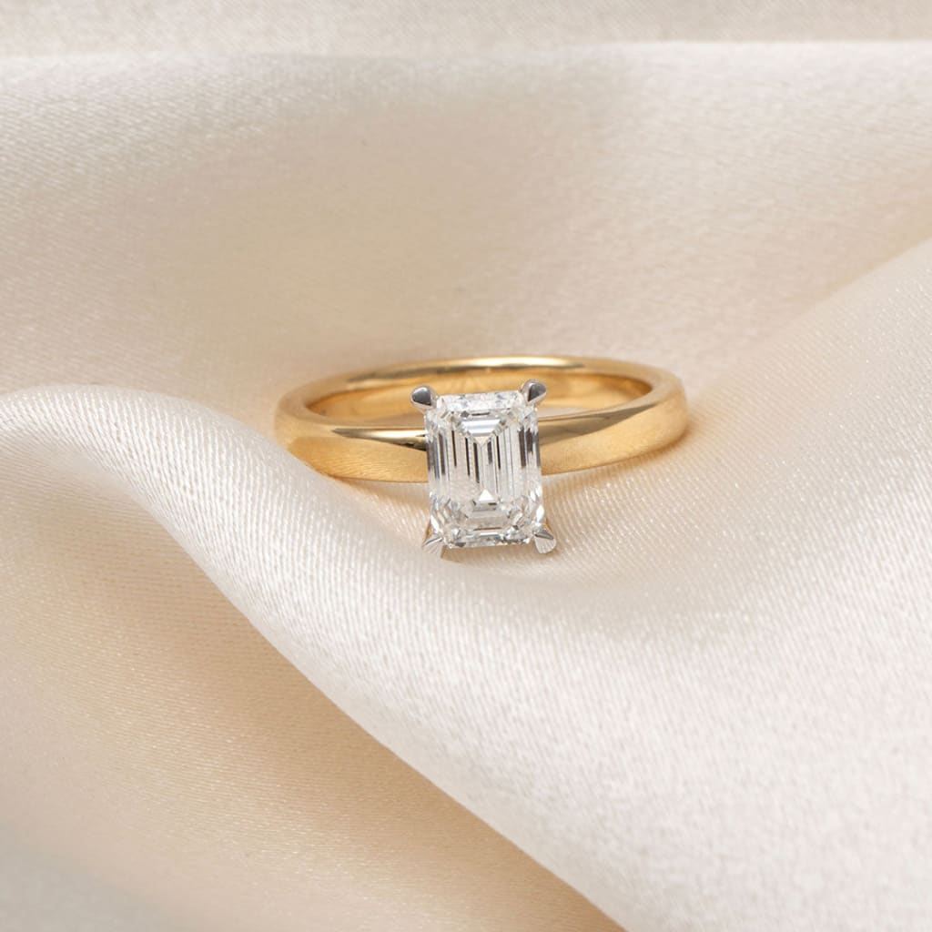 Riviera | Emerald Cut Solitaire Lab Grown Diamond