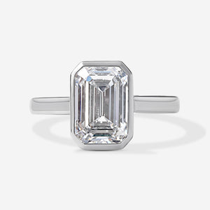 ROBYN 3ct | Emerald Cut Bezel Set Lab Grown Diamond Engagement Ring Platinum