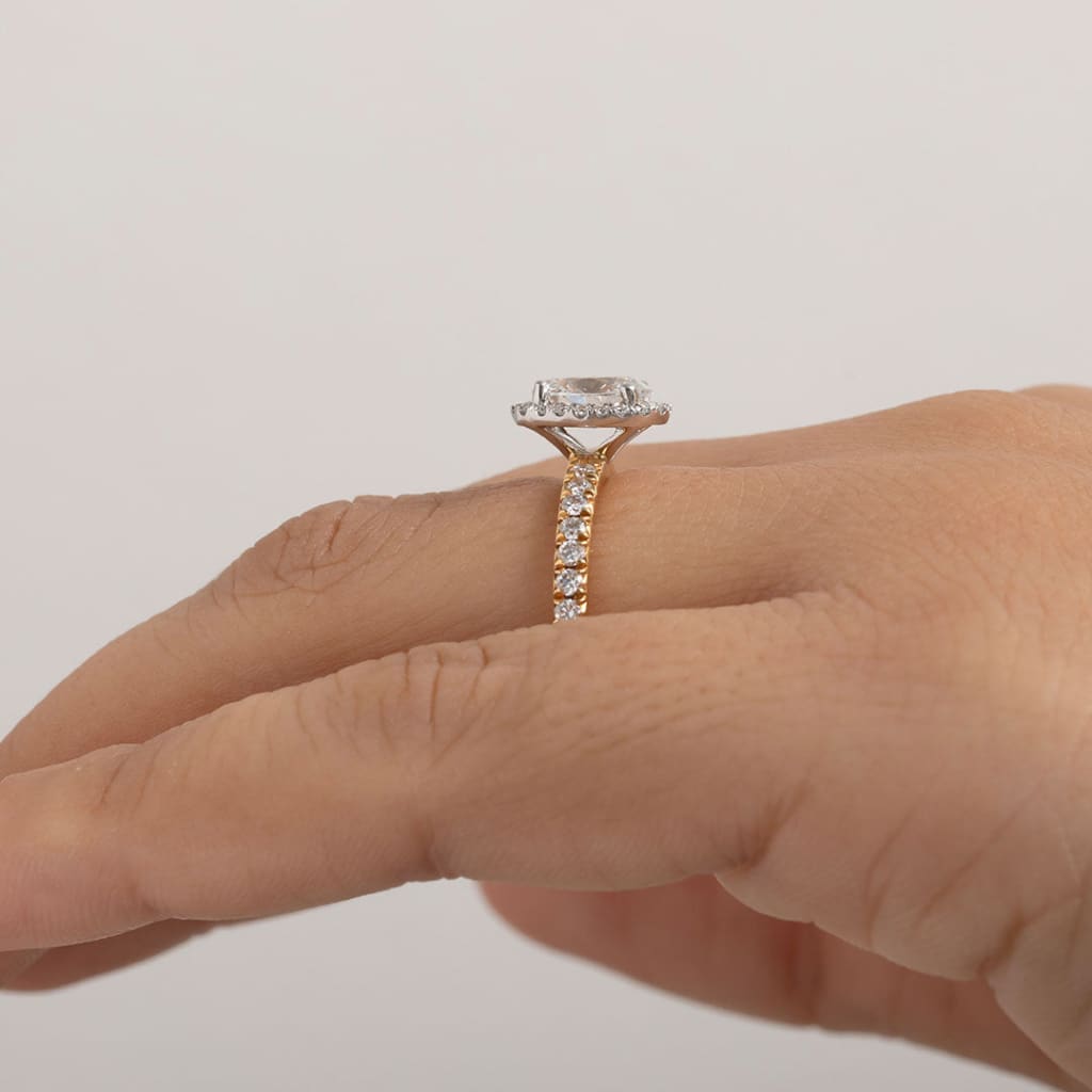 ROOK 1.04ct | Oval Halo Diamond Set in 18ct Gold - Rings