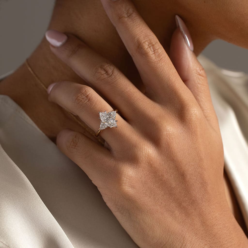 Sandy | Marquise 3-Stone Lab Diamond Set in 18ct Gold