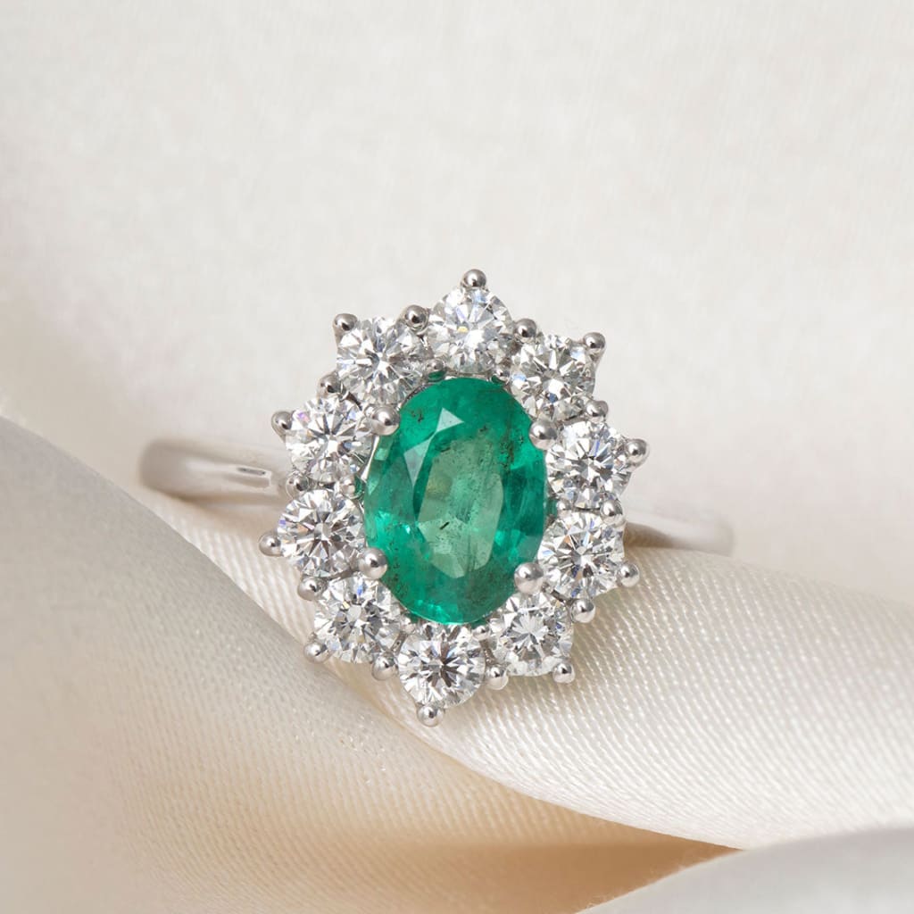 SAVOY | Emerald Diamond Ring - Rings