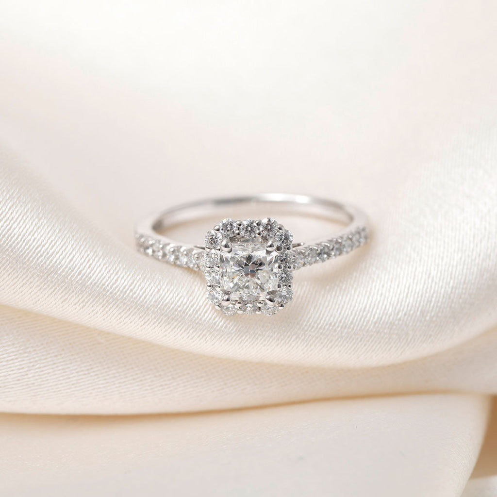SIBEAL 1.12ct | Radiant Halo Diamond Engagement Ring