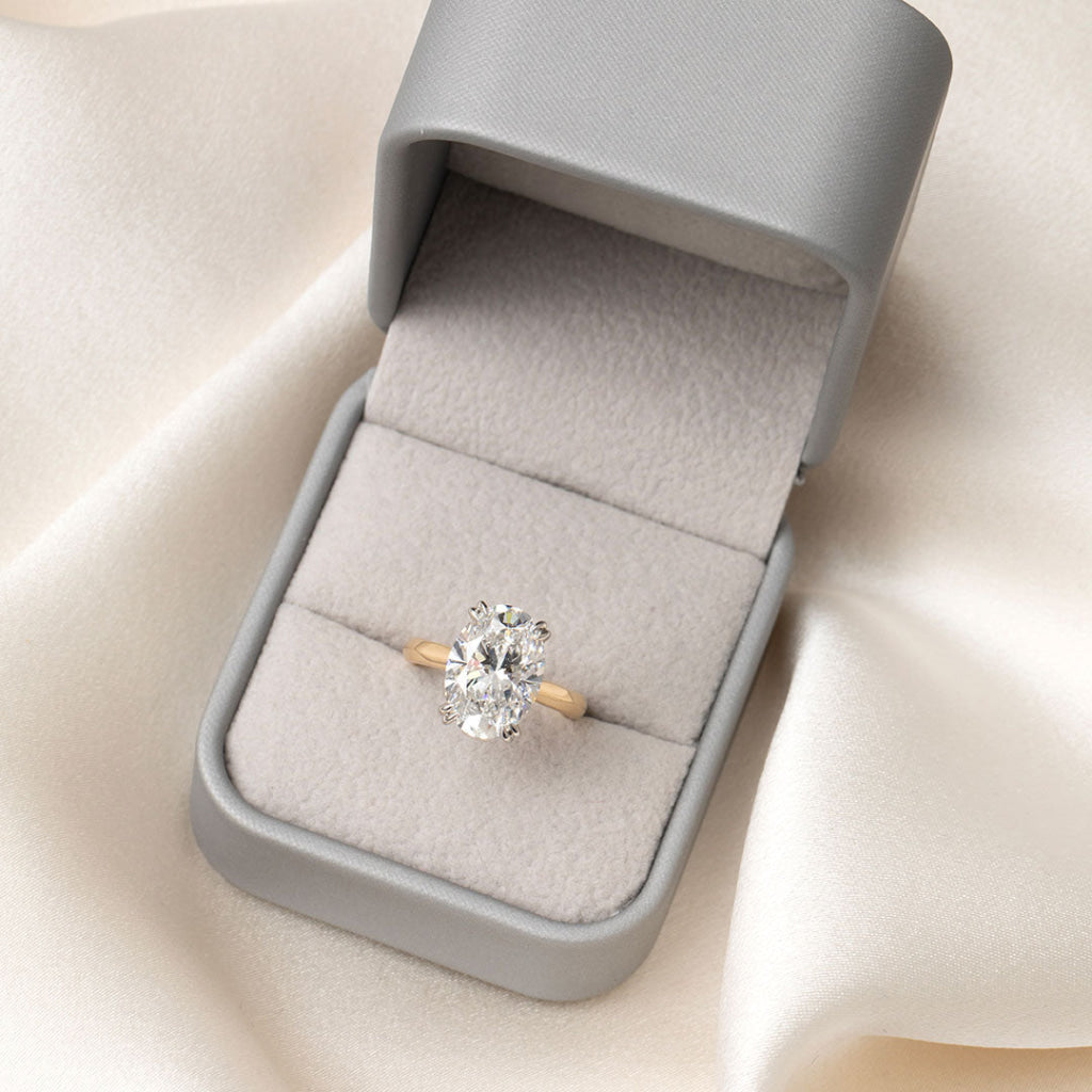 SICILY | Oval Cut Solitaire Lab Diamond Set in 18ct Gold