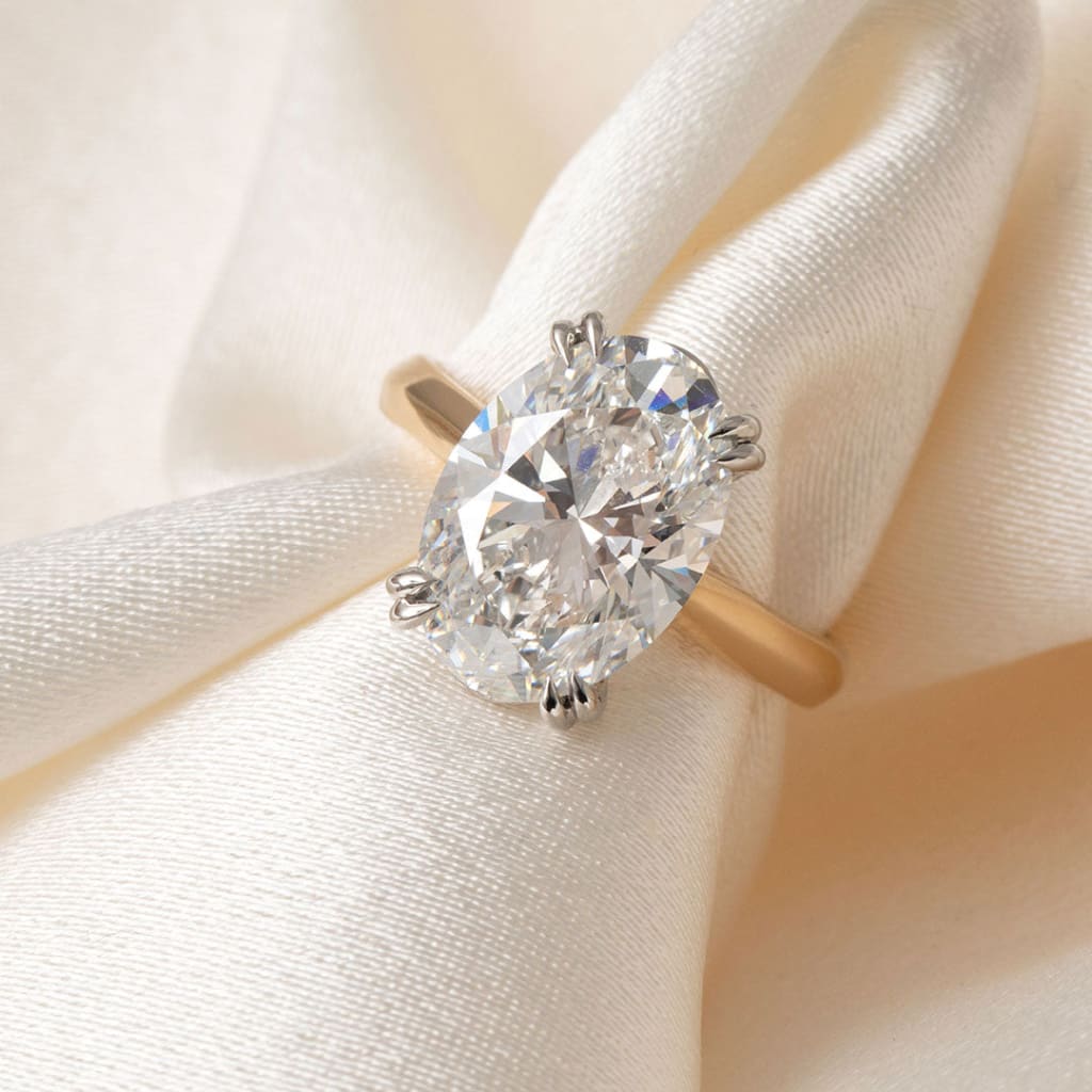 SICILY 5ct | Oval Solitaire Lab Grown Diamond Engagement Ring in 18ct Gold