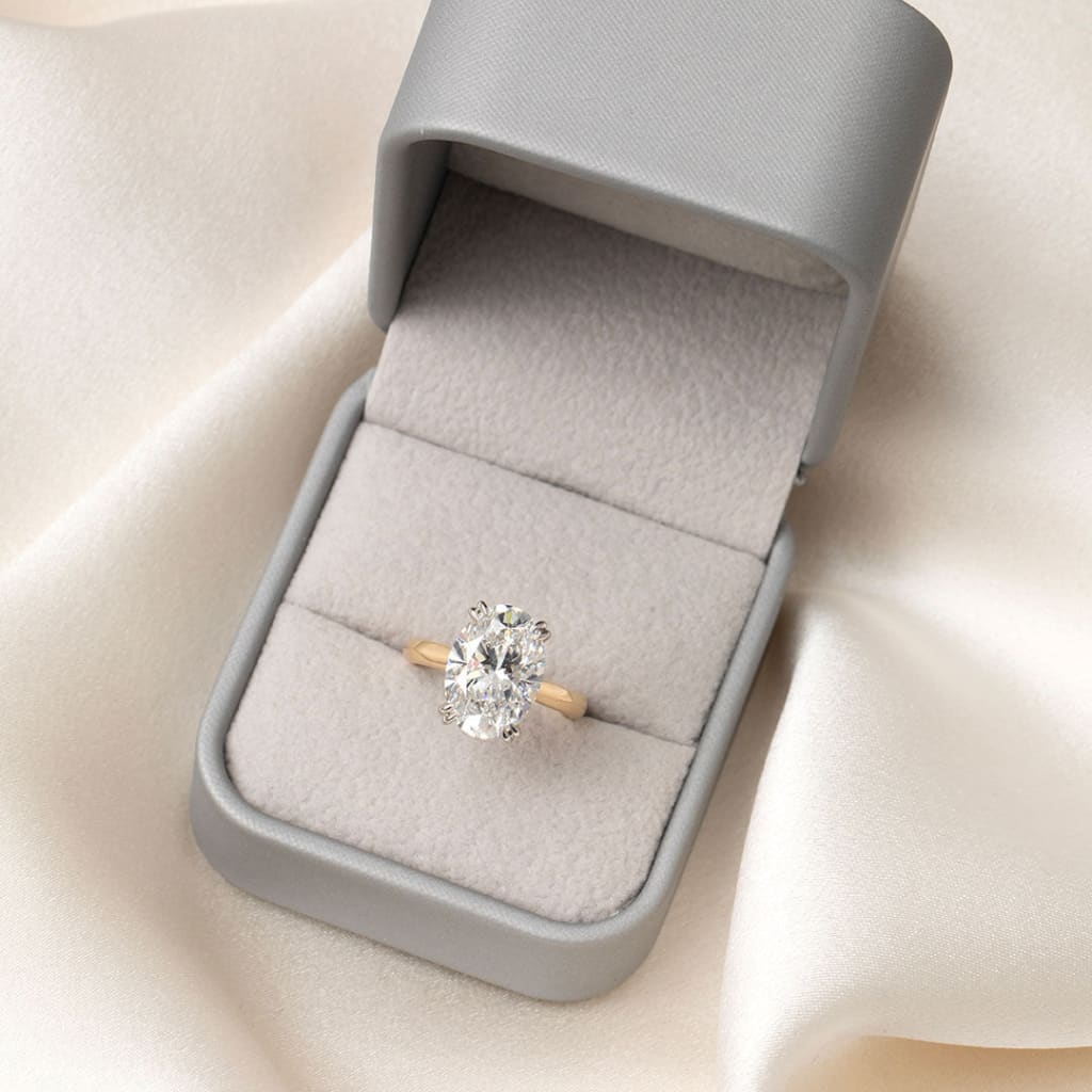SICILY | Oval Cut Solitaire Lab Diamond Set in 18ct Gold