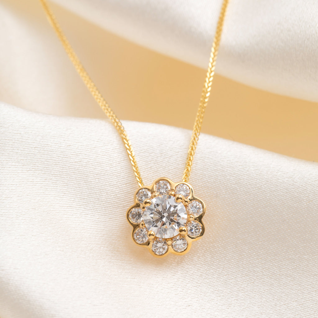 flower shape rubover diamond necklace