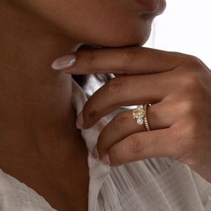 SORELLE | Lab Grown Yellow Diamond Engagement Ring in 18ct Gold