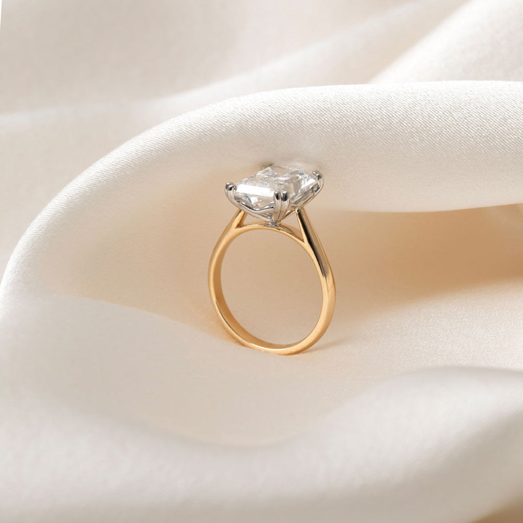 SORRENTO | Radiant Cut Solitaire Lab Diamond Set in 18ct