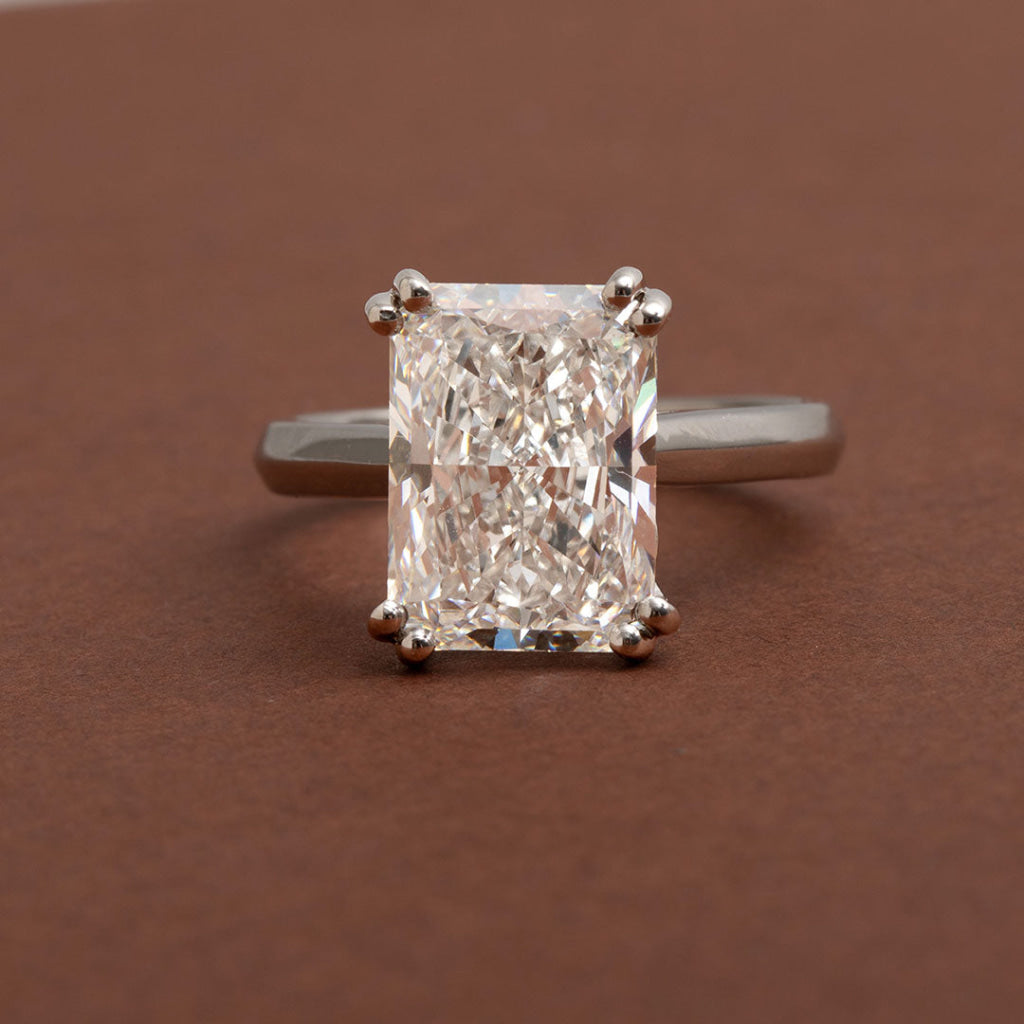 SORRENTO | Radiant Cut Solitaire Lab Diamond Set