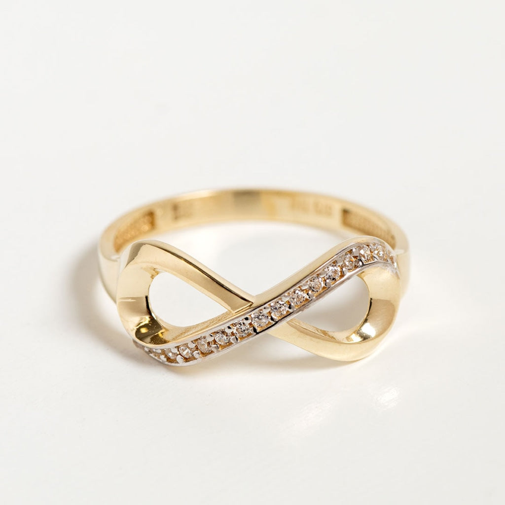 Sparkling Infinity Ring | 9ct Gold