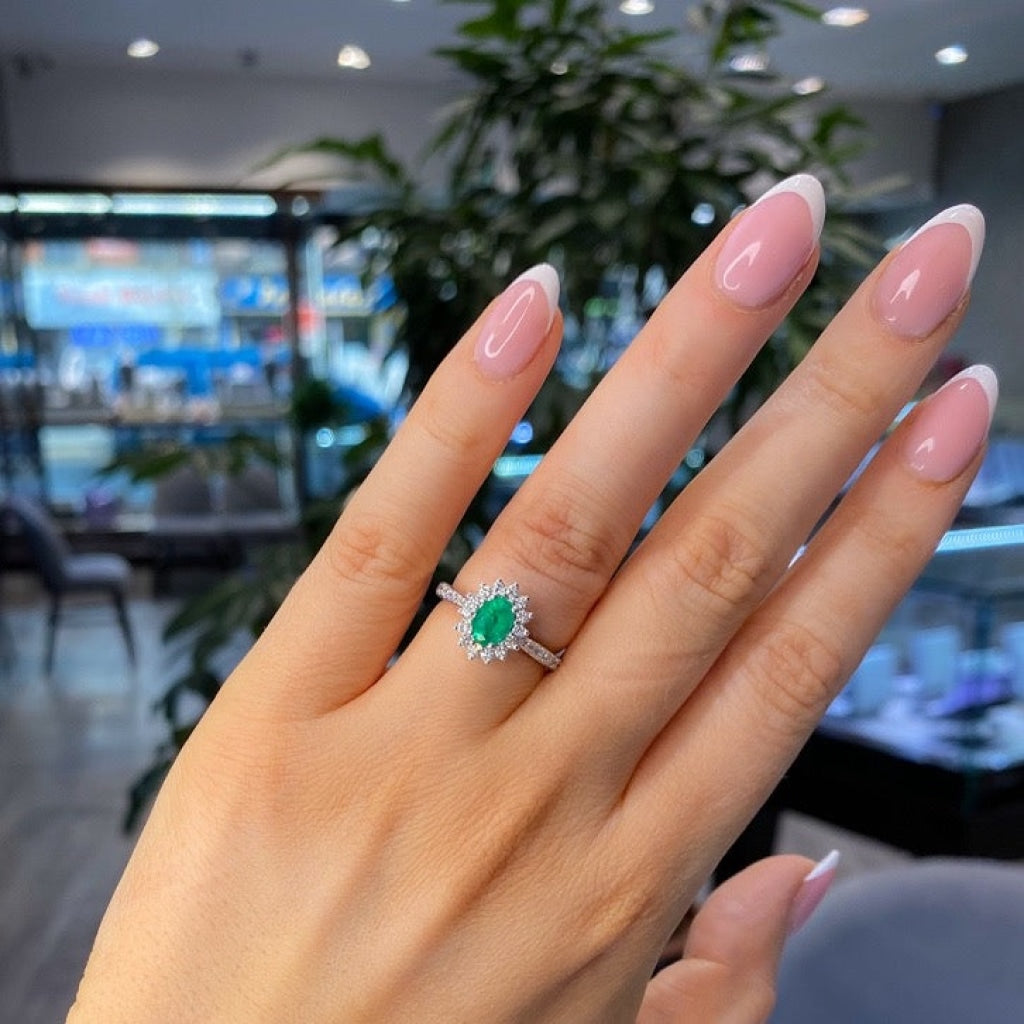 SPARROW | Emerald Diamond Ring - Rings