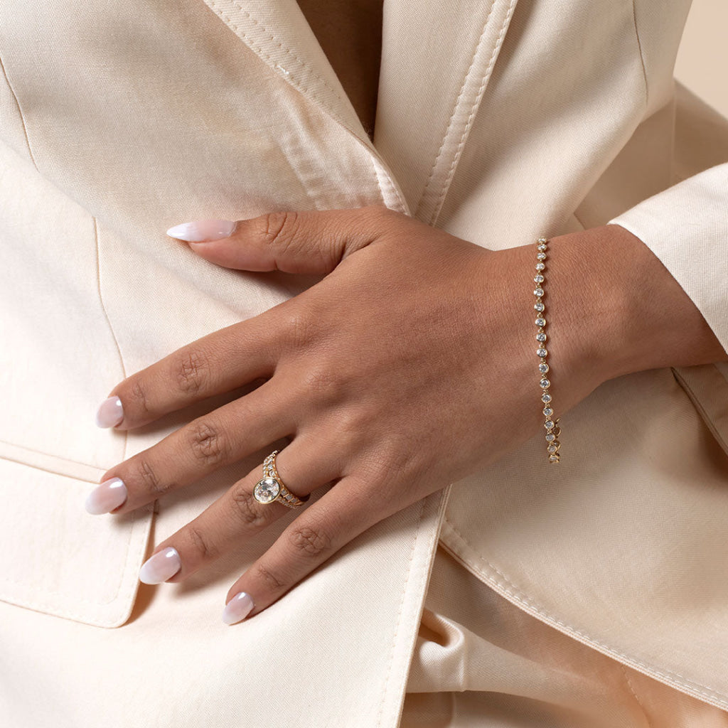 SWAN | Lab Grown Diamond Bracelet in 10ct Gold - Bracelet