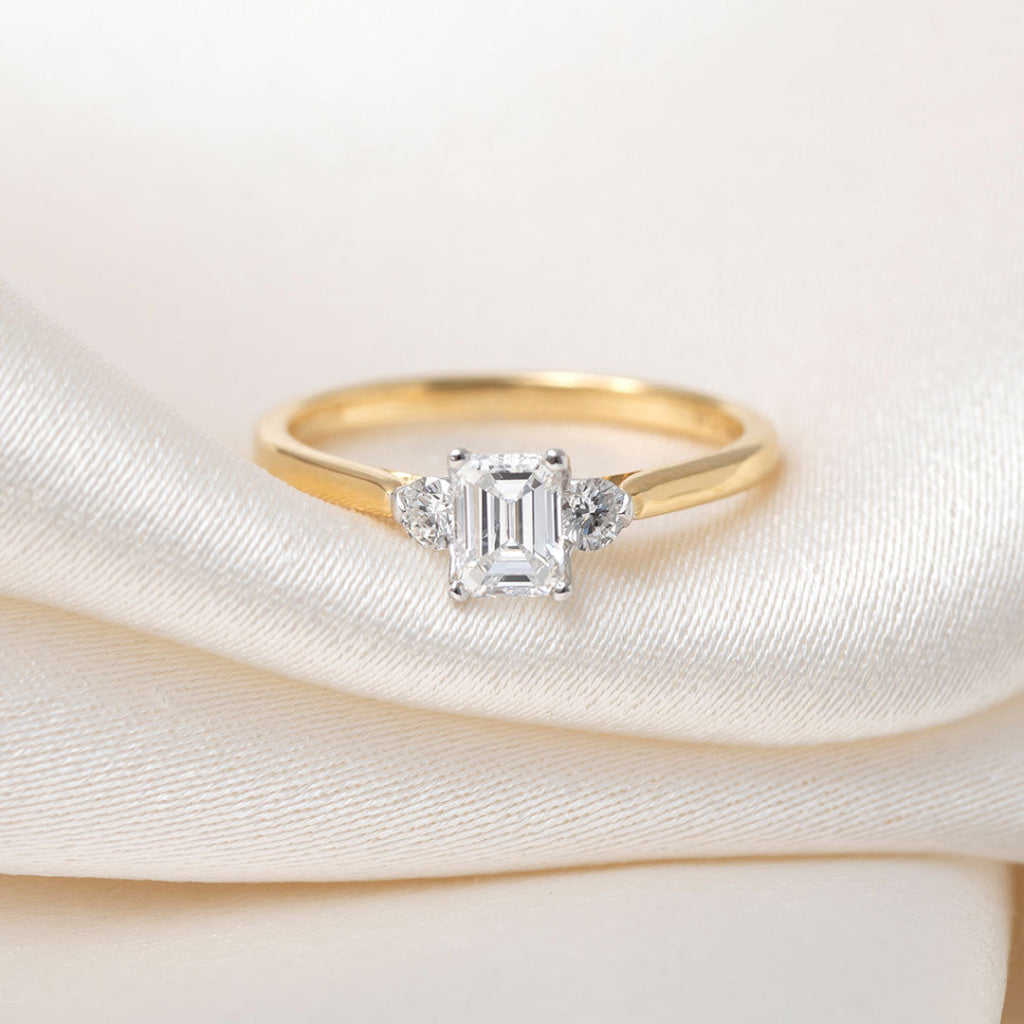 TERZA 0.66ct | Emerald Cut 3-Stone Natural Diamond