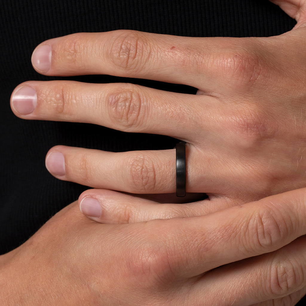 THOR 4mm | Men’s Wedding Ring in Zirconium & Silver - Rings