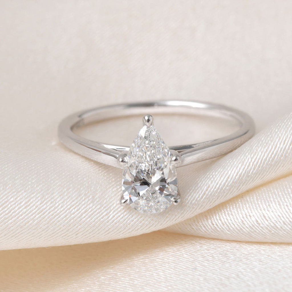 TOLKA 1ct | Pear Solitaire Lab Grown Diamond Engagement