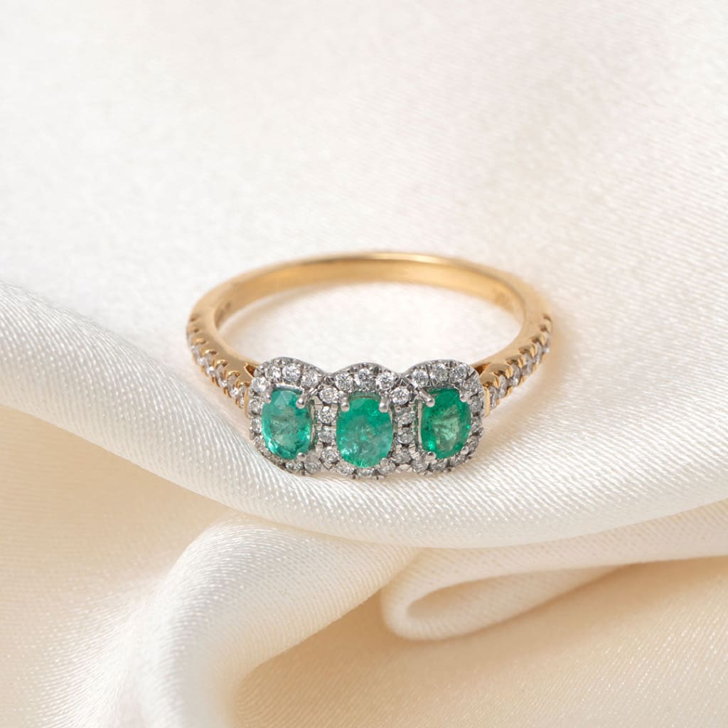 TRINITY | Emerald Diamond Ring - Rings