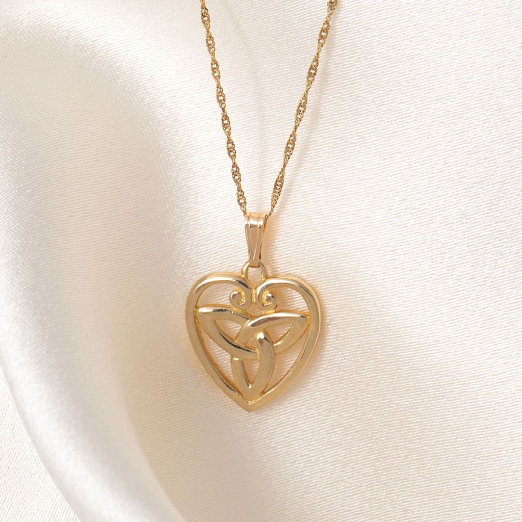 Trinity Knot in Heart Necklace | 10ct Gold - Necklace