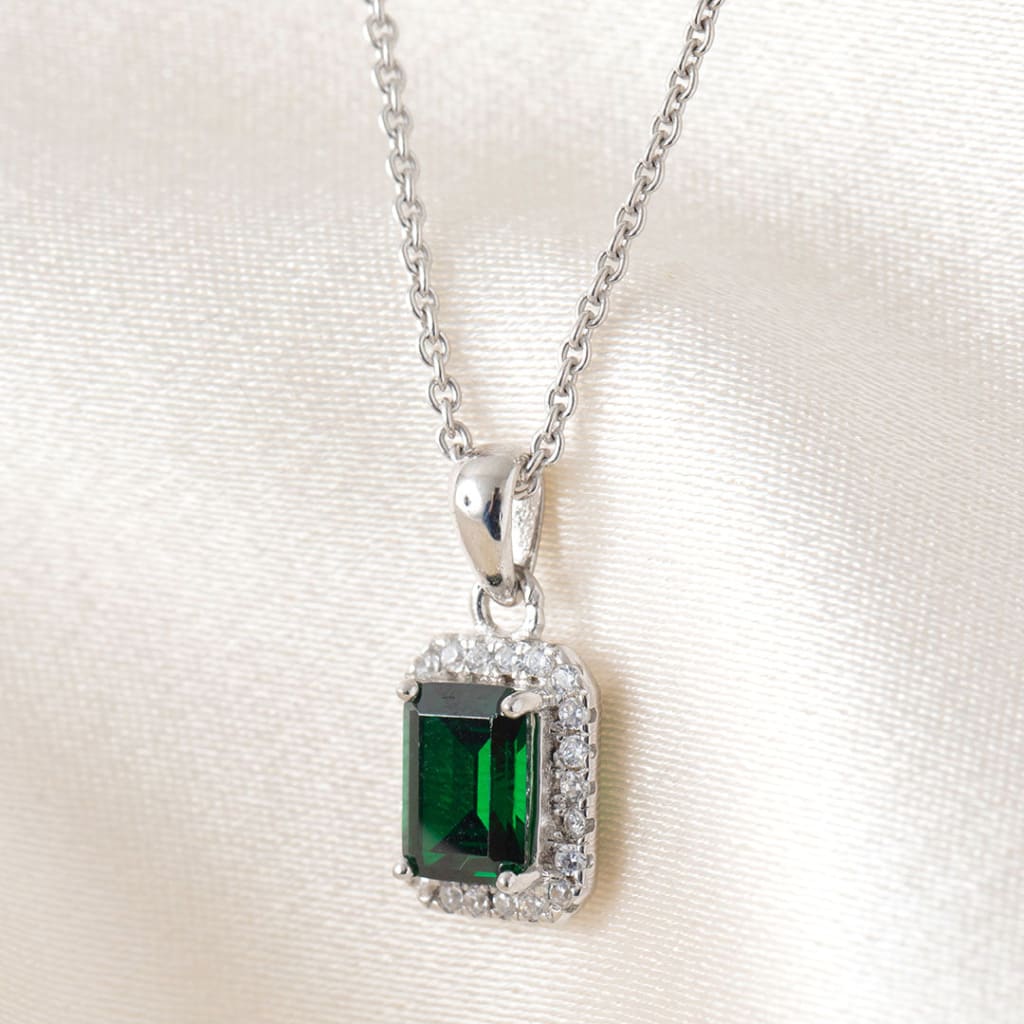 True Elegance Necklace - Green Emerald cut | Sterling