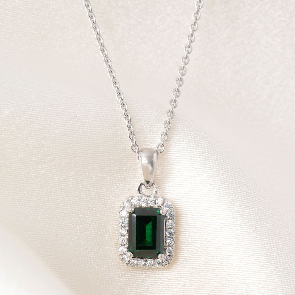 True Elegance Necklace - Green Emerald cut | Sterling Silver