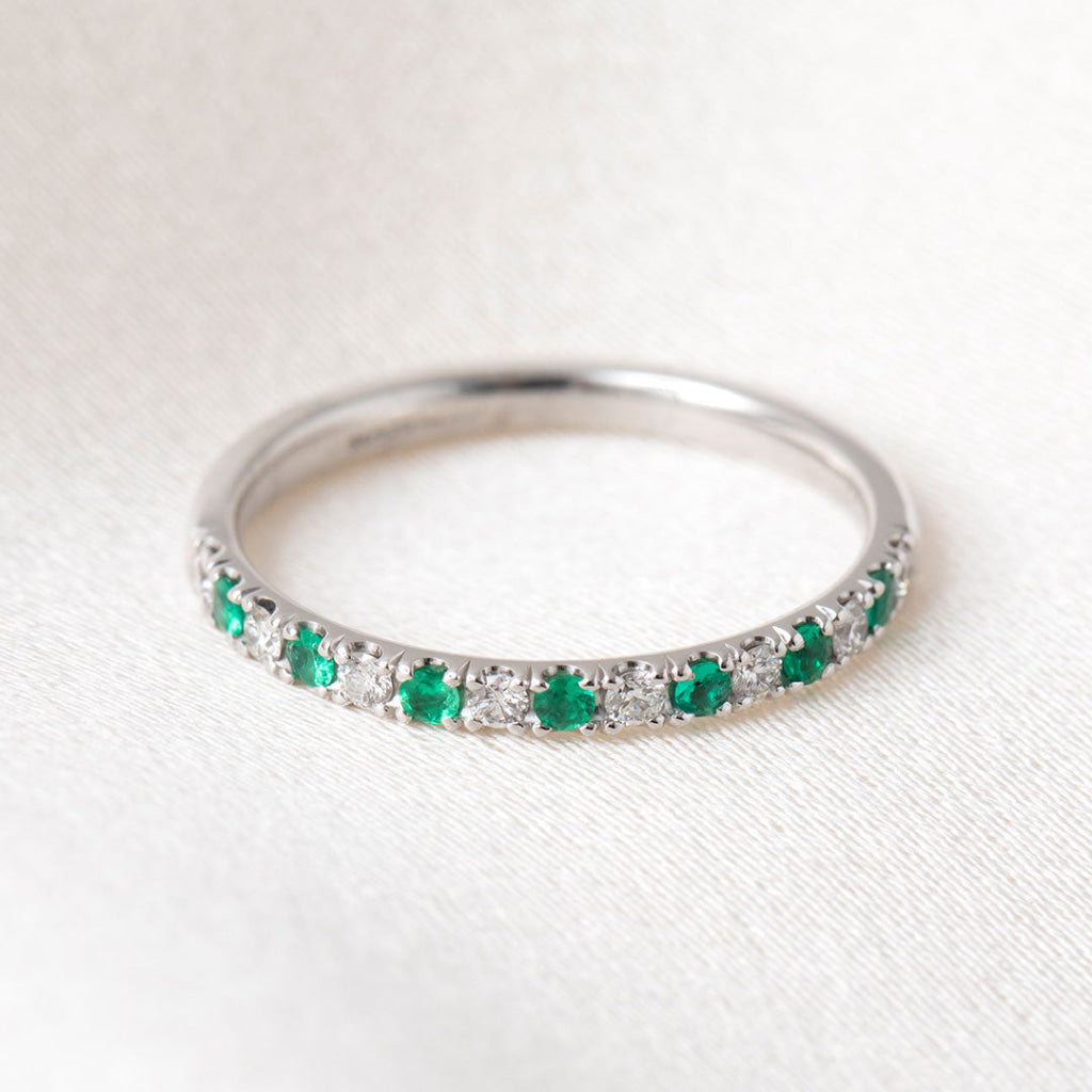 UTOPIA - Emerald | Wedding & Eternity Ring in 18ct White