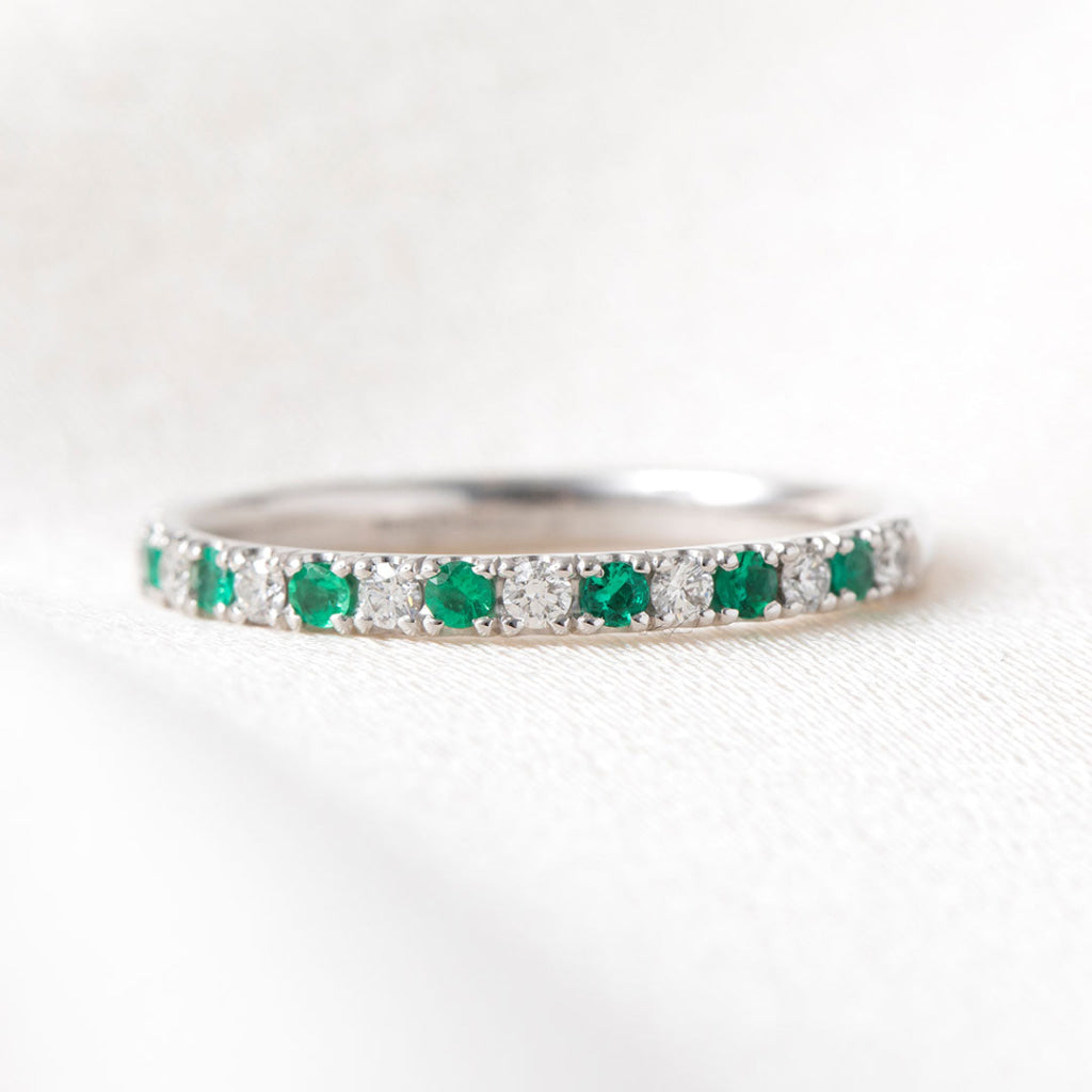 UTOPIA - Emerald | Wedding & Eternity Ring in 18ct White