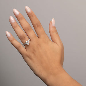 VANESSA 2ct | Oval Solitaire Lab Grown Diamond Engagement Ring in Platinum