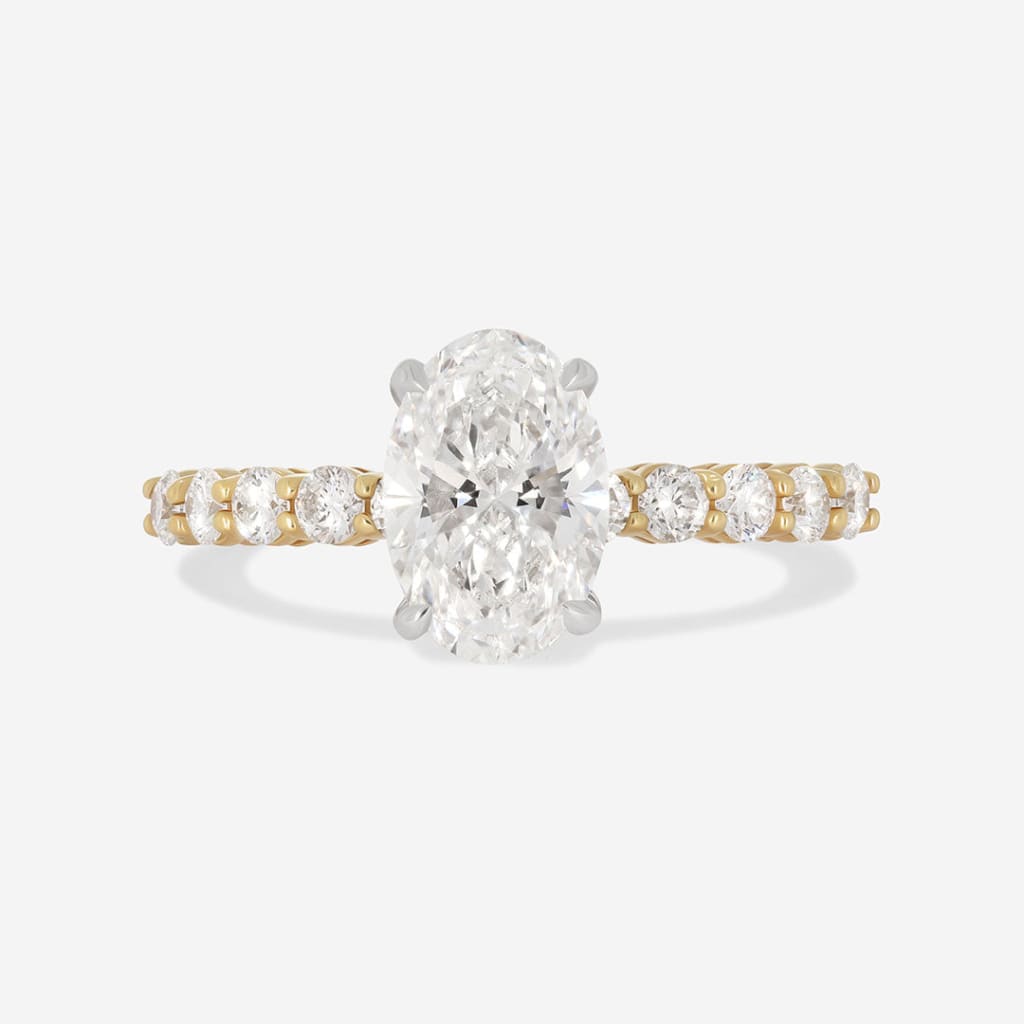 VANESSA | Oval Cut Lab Diamond Set in 18ct Gold 2.00ct