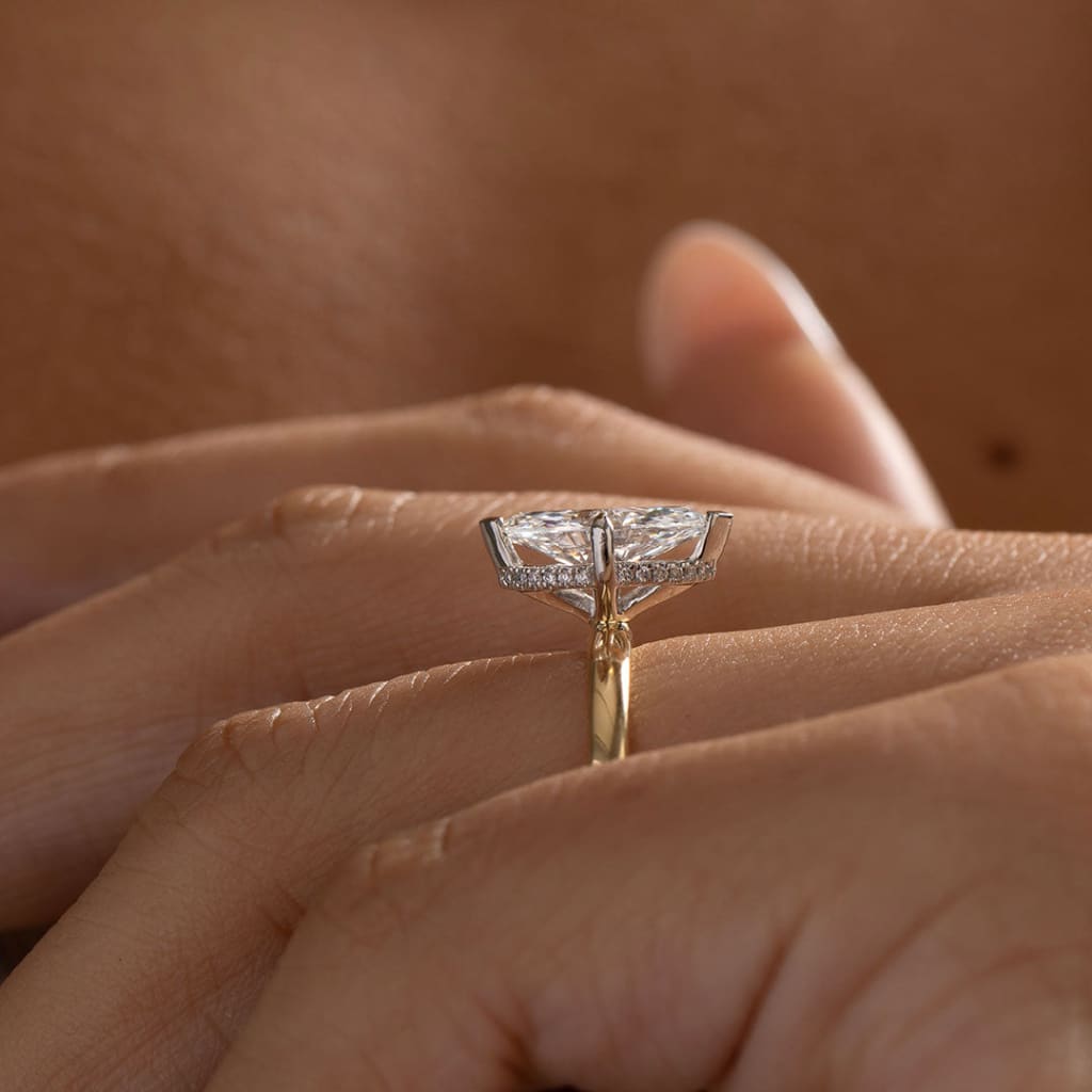 Venice | Marquise Solitaire Lab Diamond Set in 18ct Gold