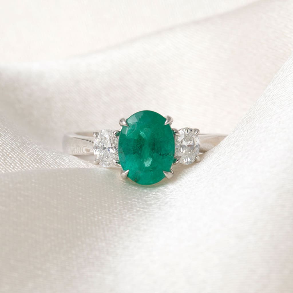 Verde | Emerald Diamond Ring Set in Platinum - Rings