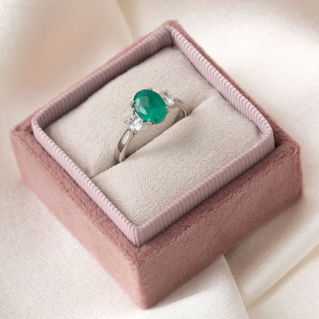 Verde | Emerald Diamond Ring Set in Platinum - Rings