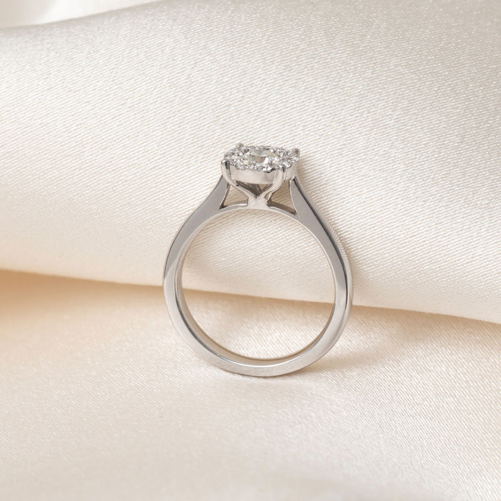 VERITY 0.50ct | Round Cluster Diamond Engagement Ring