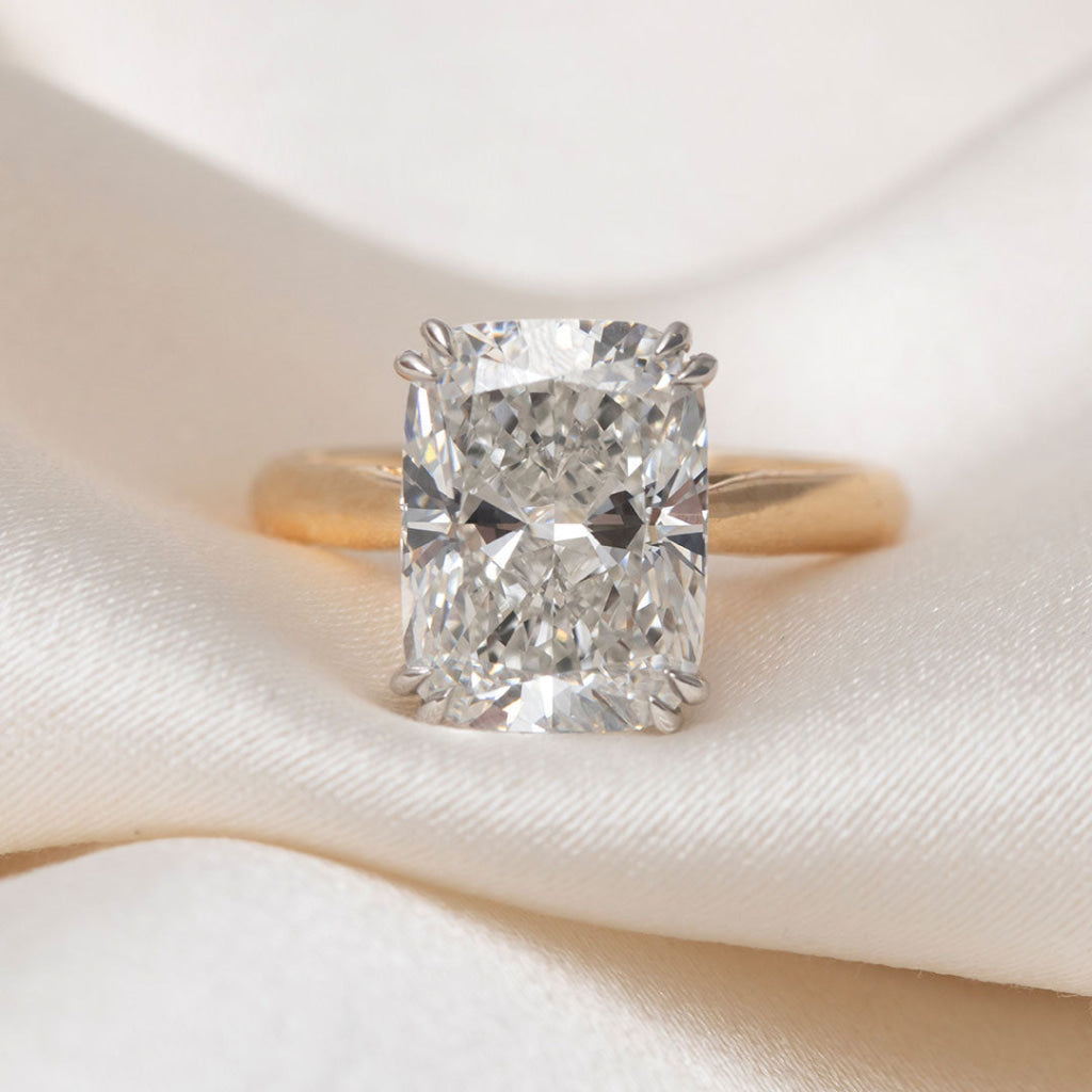 VICENZA 5ct | Elongated Cushion Solitaire Lab Grown Diamond Engagement Ring in 18ct Gold (Copy)