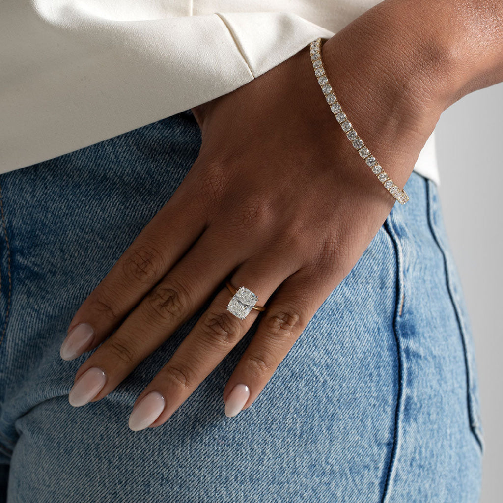 VICENZA 5ct | Elongated Cushion Solitaire Lab Grown Diamond Engagement Ring in 18ct Gold