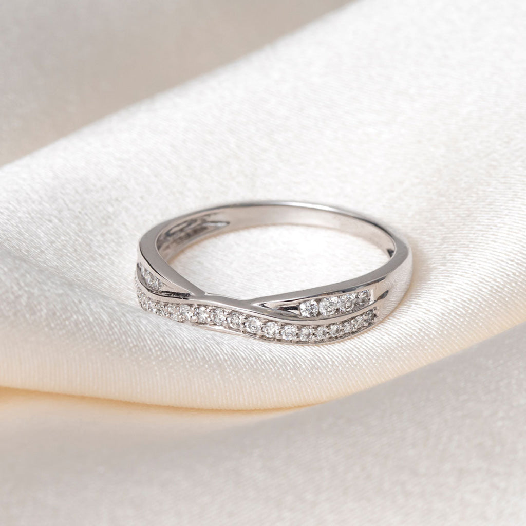 VIXEN | Natural Diamond Wedding Ring in 18ct White Gold