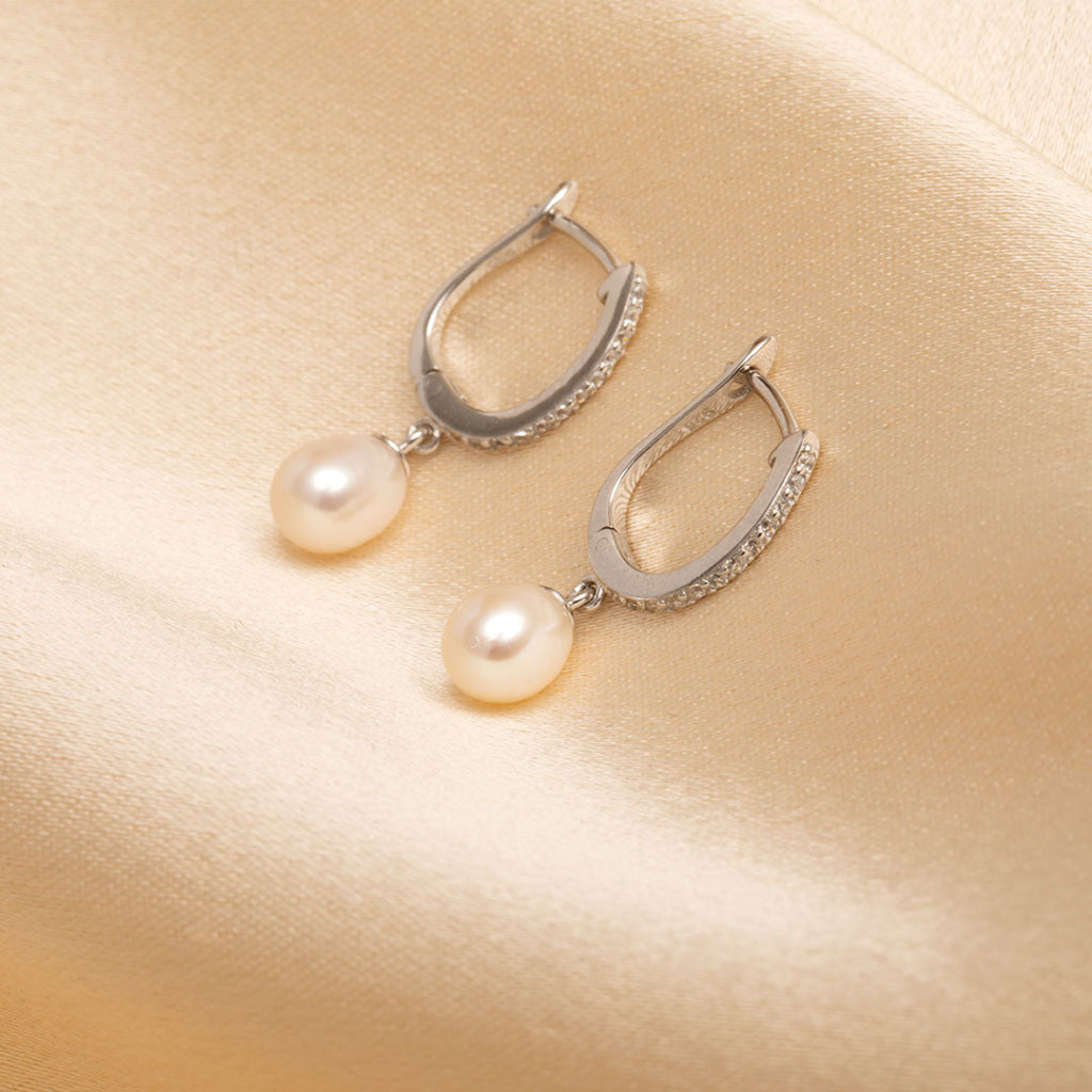 Wedding day pearl drops | Sterling Silver - Earrings