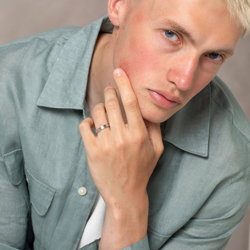 YEATS 4mm | Men’s Wedding Ring in Platinum - Rings