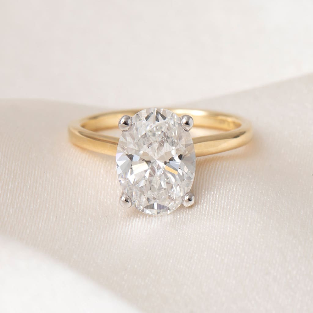 ZARIYAH 2.50ct | Oval Solitaire Lab Grown Diamond