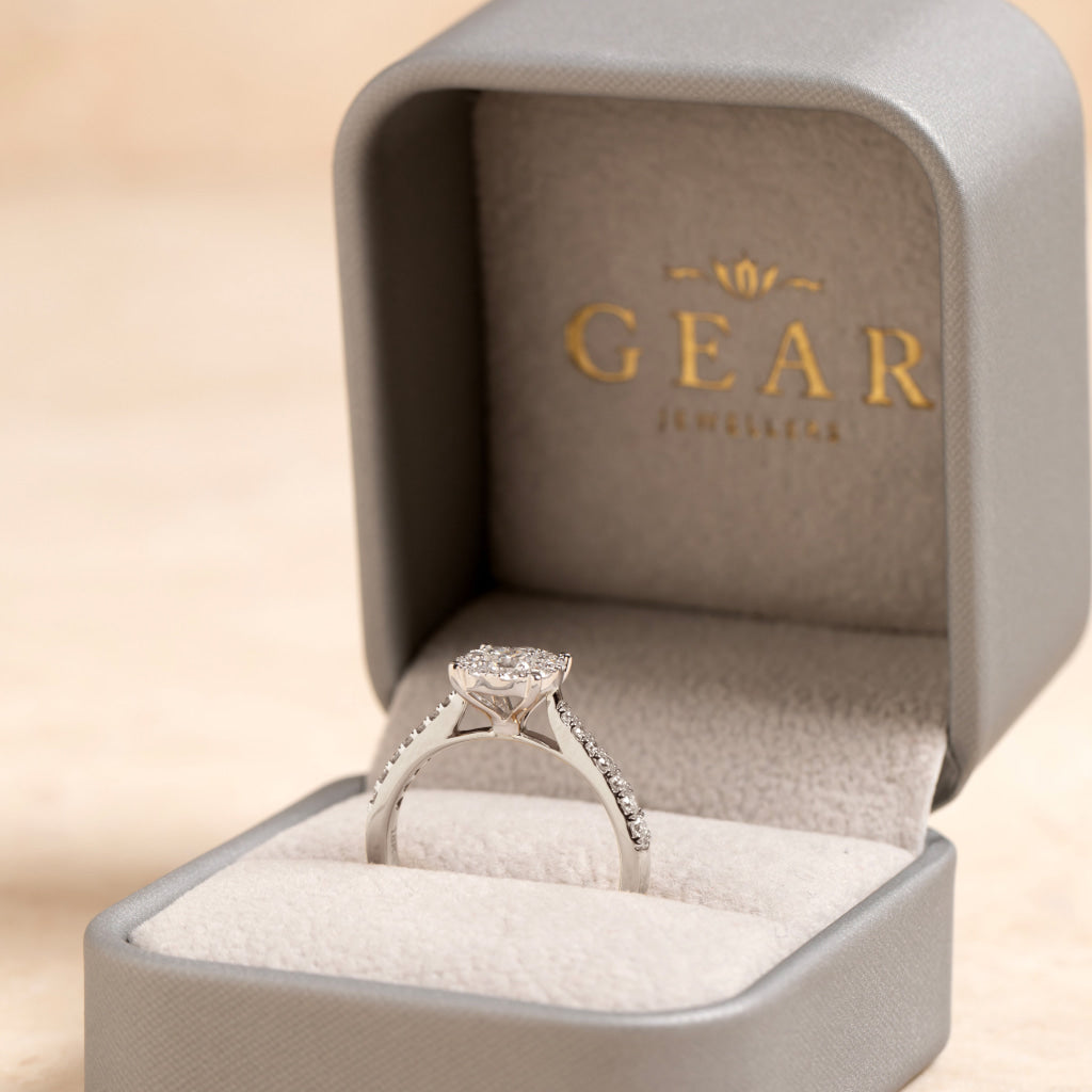 ZOE 0.70ct | Round Halo Diamond Engagement Ring in 18ct