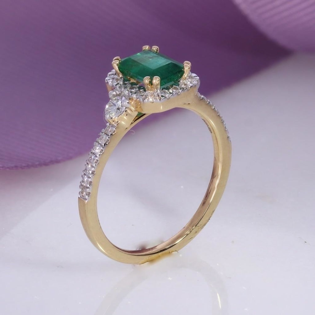 CONNOLLY | Diamond & Emerald Ring - Rings